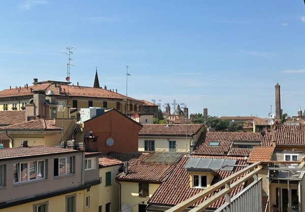 appartamento in vendita a Bologna in zona Santo Stefano