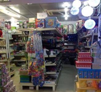 negozio in vendita a Bologna in zona San Vitale