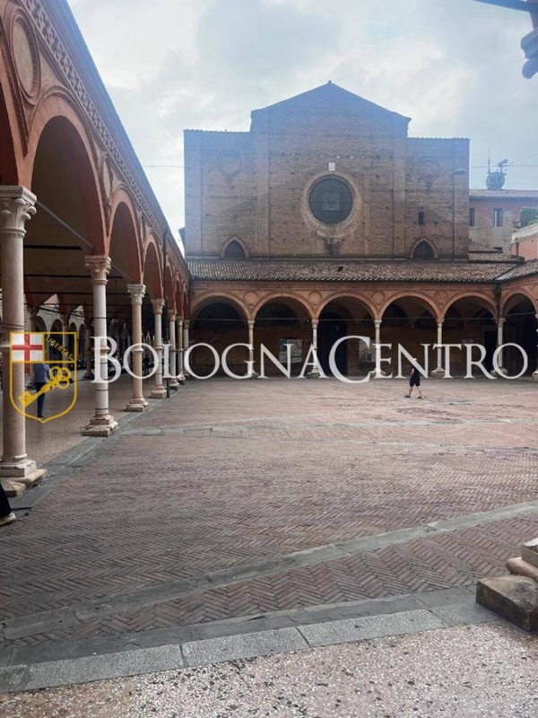 appartamento in vendita a Bologna in zona Centro Storico