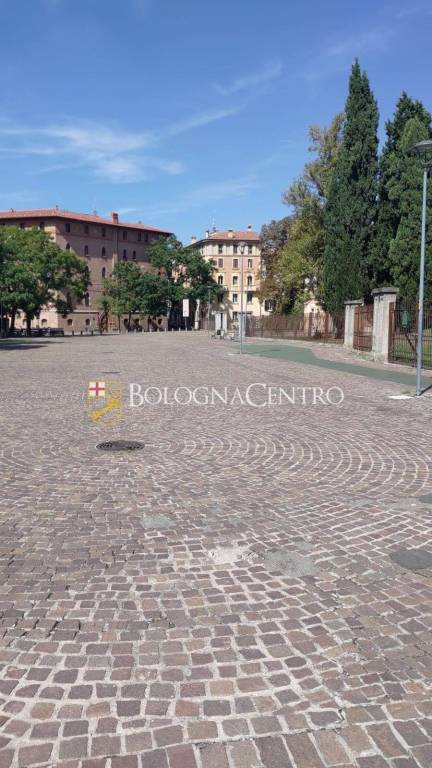 appartamento in vendita a Bologna in zona Santo Stefano