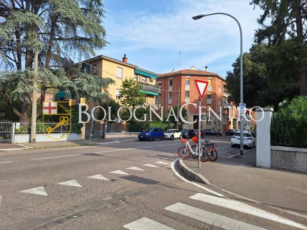 appartamento in vendita a Bologna in zona Savena