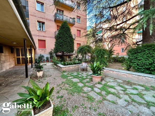 appartamento in vendita a Bologna