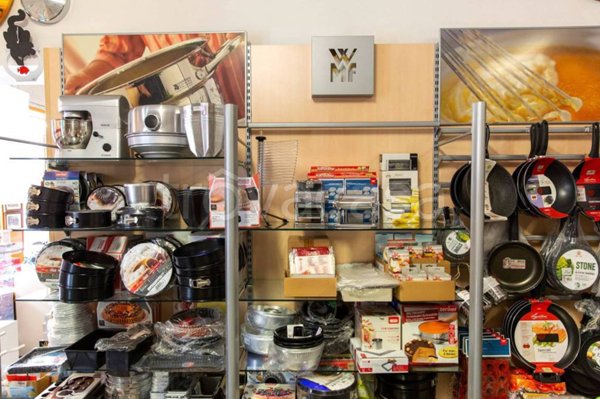 negozio in vendita a Bologna in zona San Vitale