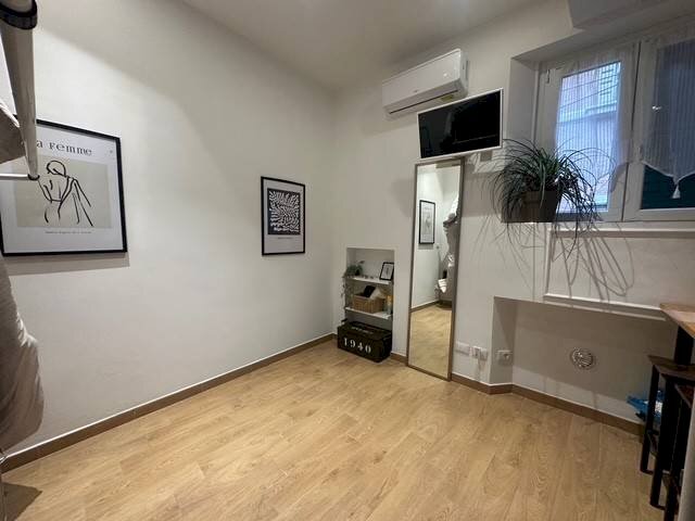 ufficio in vendita a Bologna in zona Centro Storico