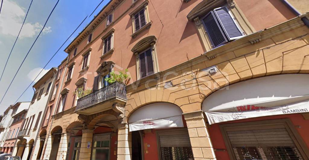 appartamento in vendita a Bologna in zona Santo Stefano