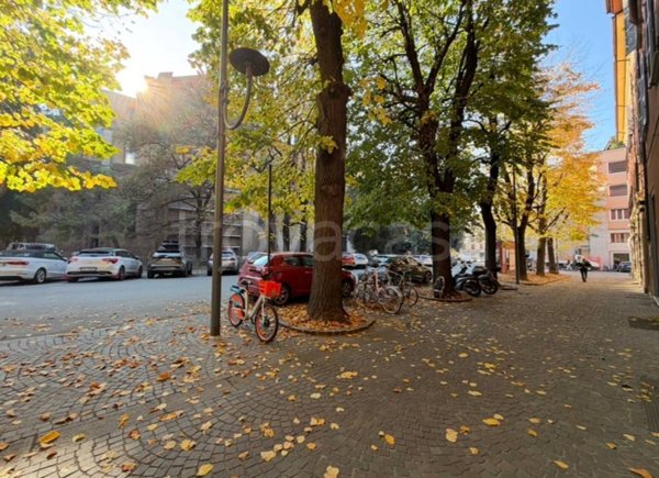negozio in vendita a Bologna in zona Centro Storico