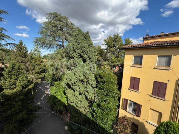 appartamento in vendita a Bologna in zona Santo Stefano