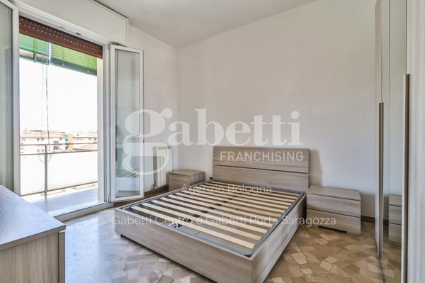 appartamento in vendita a Bologna in zona Saffi