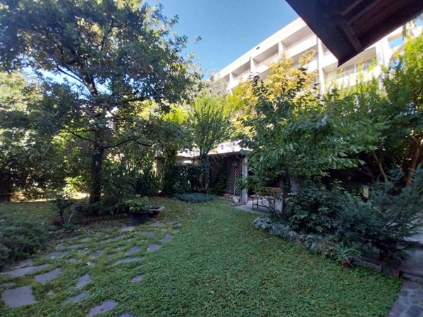 casa indipendente in vendita a Bologna in zona San Vitale