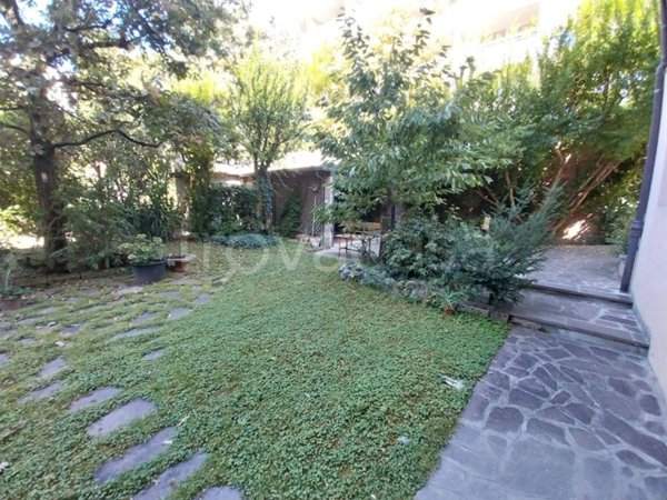 casa indipendente in vendita a Bologna in zona San Vitale