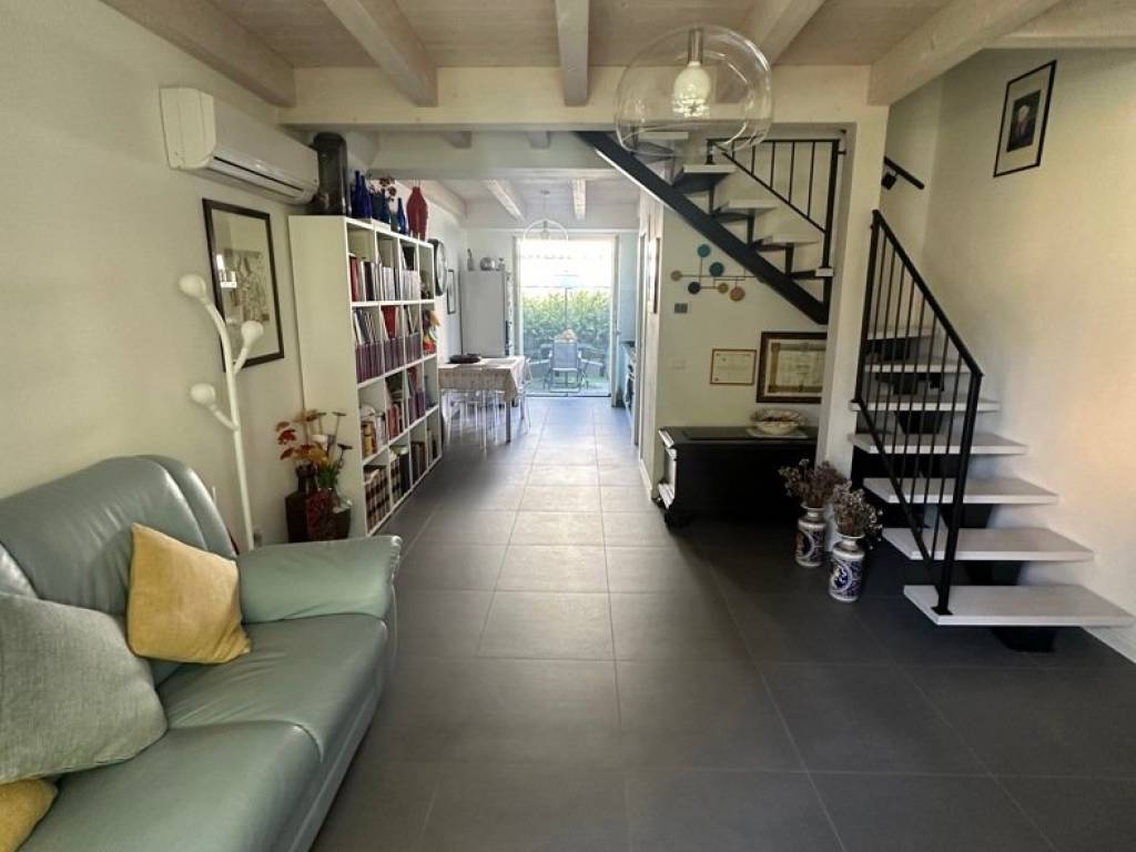 casa indipendente in vendita a Bologna in zona Aeroporto