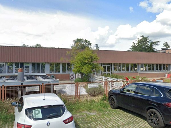 capannone in vendita a Bologna in zona Corticella