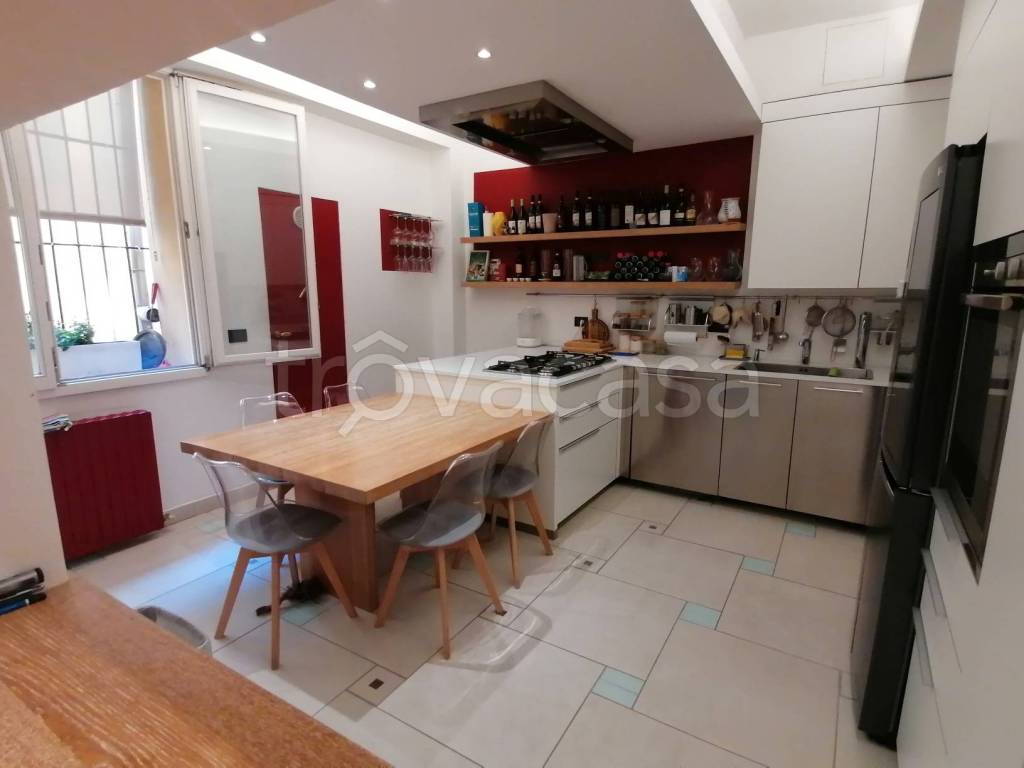 appartamento in vendita a Bologna in zona San Vitale