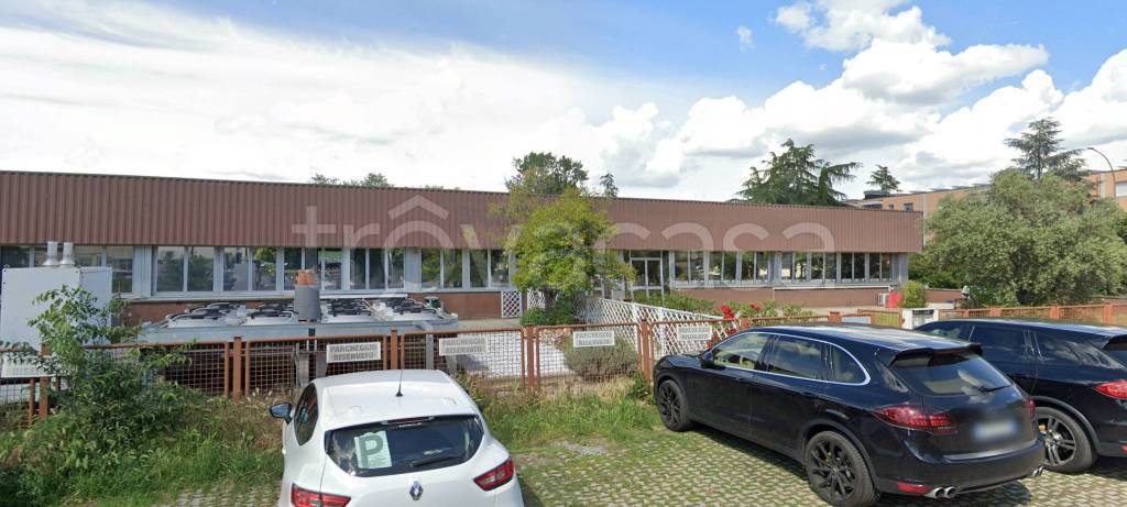 capannone in vendita a Bologna in zona Corticella