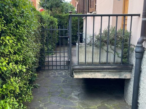 casa indipendente in vendita a Bologna in zona San Vitale