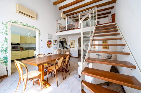 appartamento in vendita a Bologna in zona Santo Stefano