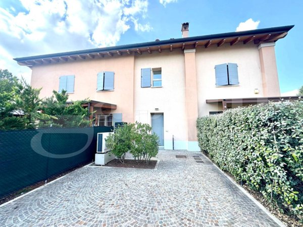 appartamento in vendita a Bologna in zona Aeroporto