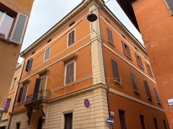 appartamento in vendita a Bologna in zona Centro Storico