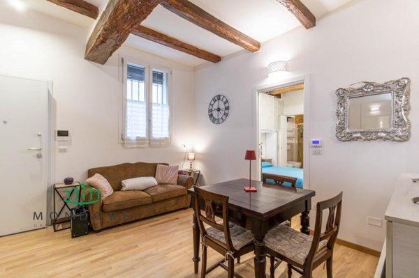 appartamento in vendita a Bologna in zona Santo Stefano