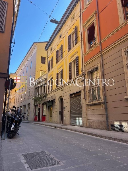 appartamento in vendita a Bologna in zona Centro Storico