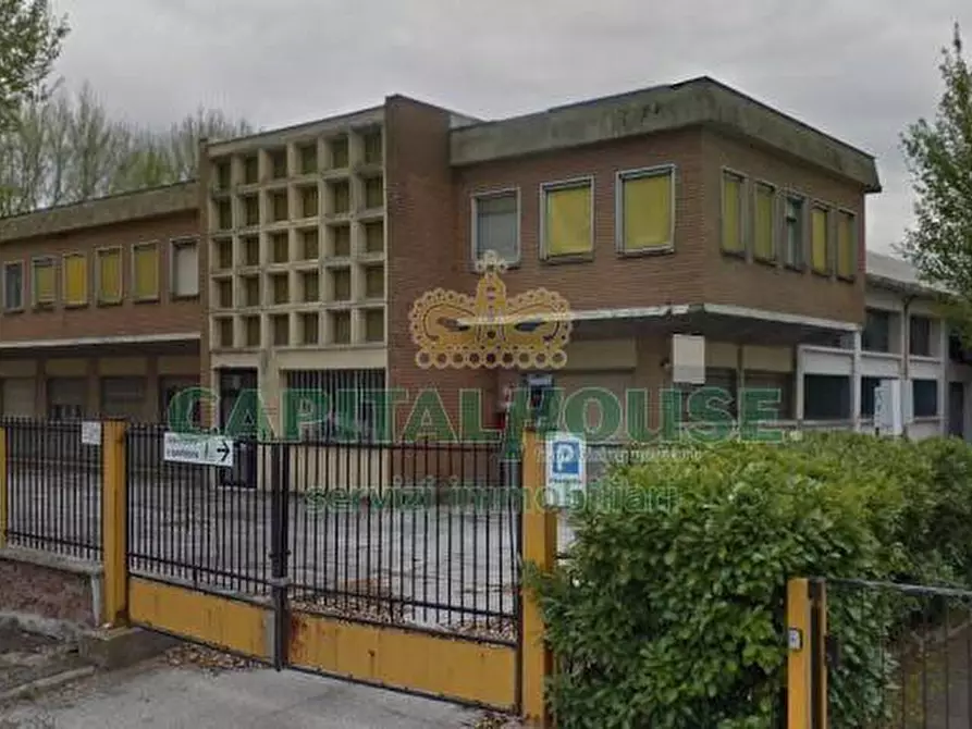 capannone in vendita a Bologna in zona Borgo Panigale