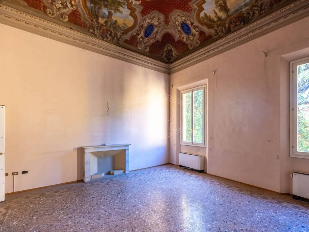 appartamento in vendita a Bologna in zona Centro Storico