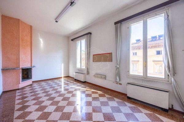 appartamento in vendita a Bologna in zona Centro Storico