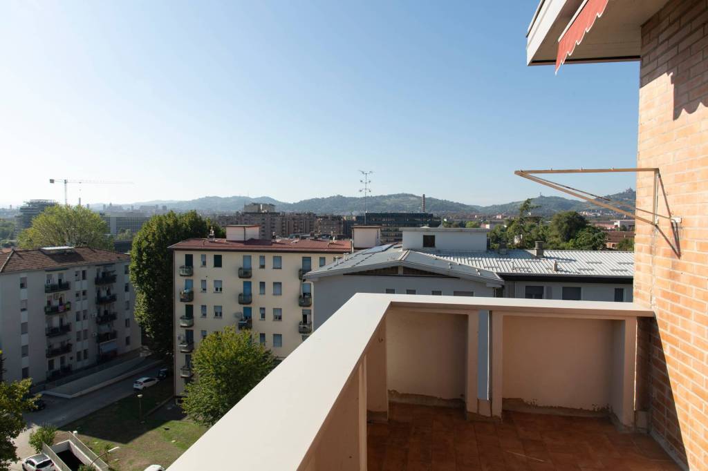 appartamento in vendita a Bologna