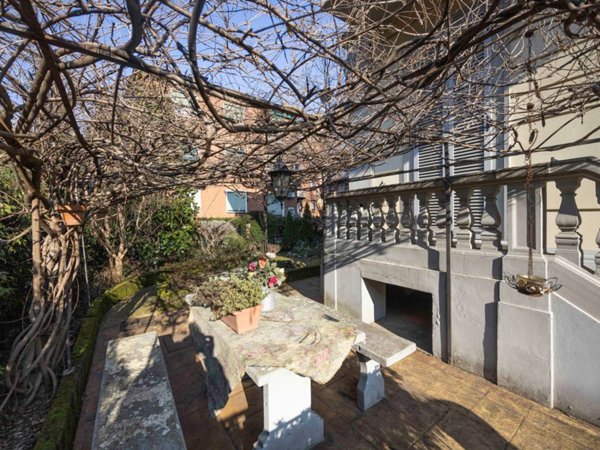 appartamento in vendita a Bologna