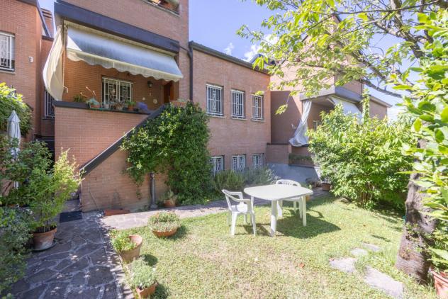 casa indipendente in vendita a Bologna