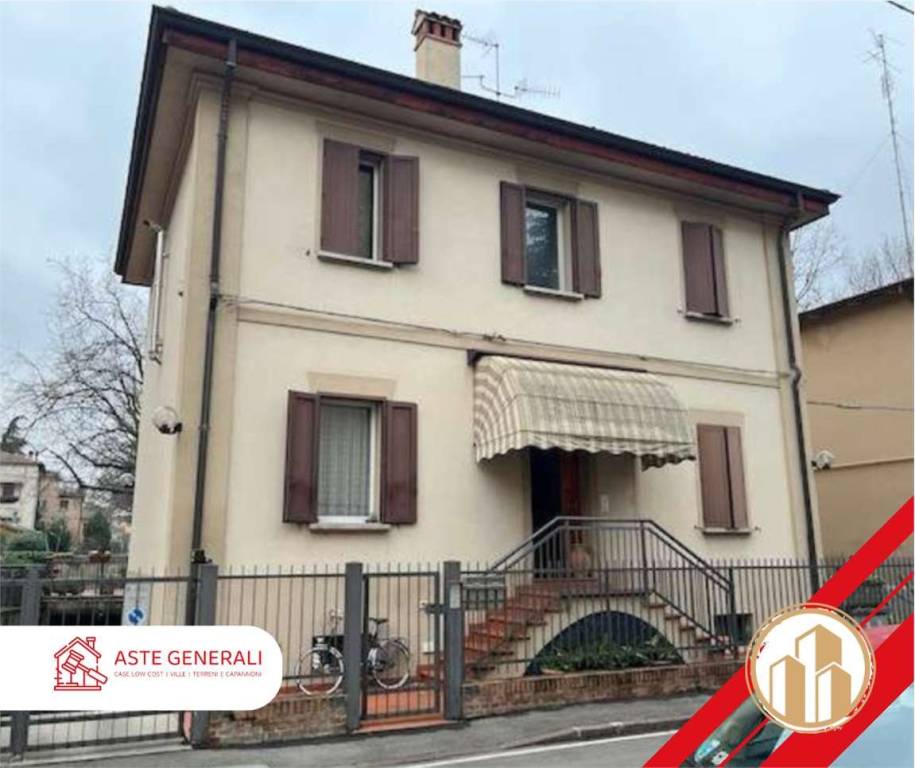 casa indipendente in vendita a Bologna in zona Bolognina