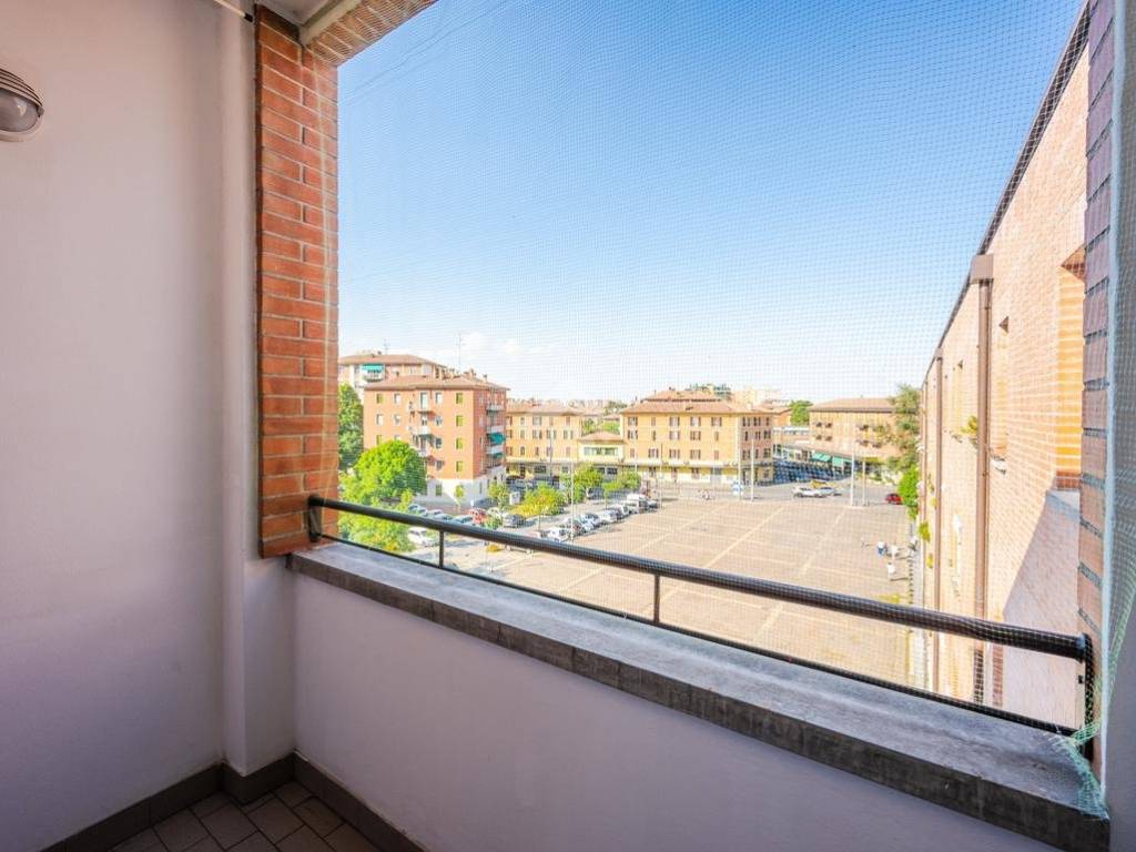 appartamento in vendita a Bologna in zona Reno
