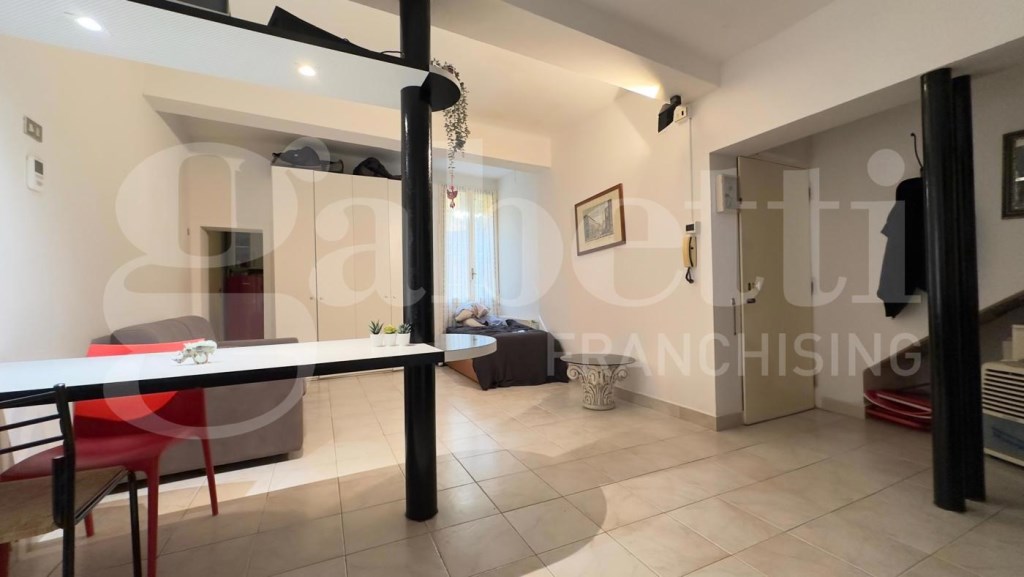 appartamento in vendita a Bologna in zona Santo Stefano