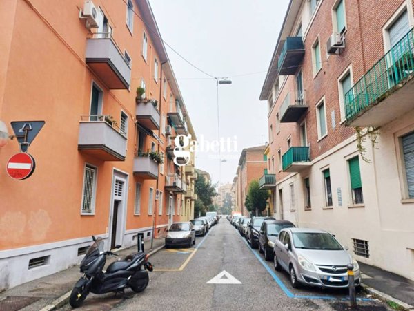 appartamento in vendita a Bologna in zona Santo Stefano