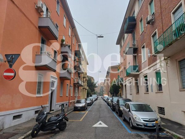 appartamento in vendita a Bologna in zona Santo Stefano