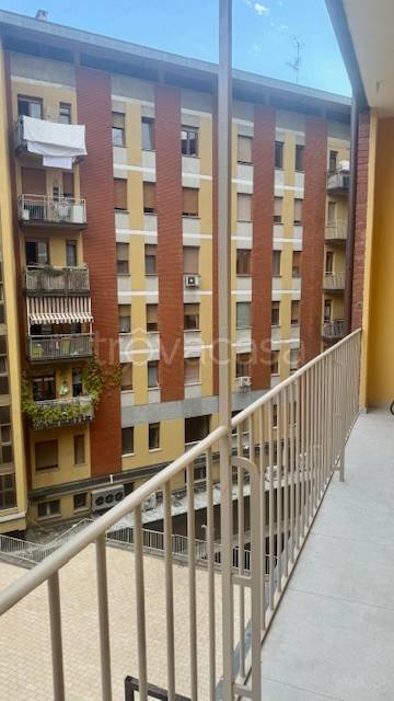 appartamento in vendita a Bologna in zona Quartiere Porto