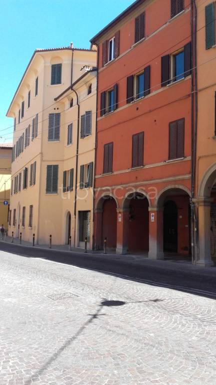 appartamento in vendita a Bologna in zona Saragozza