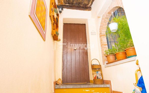 appartamento in vendita a Bologna in zona Santo Stefano