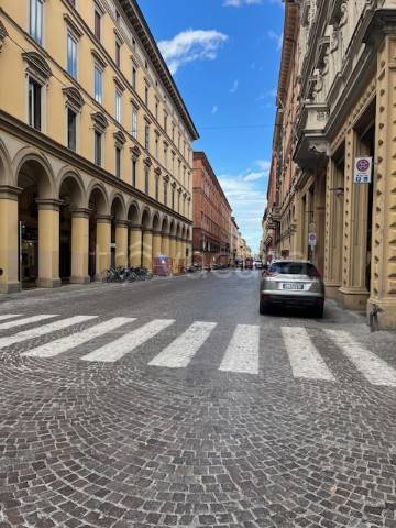 negozio in vendita a Bologna