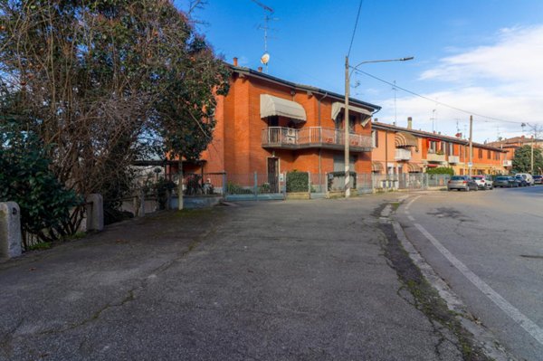 casa indipendente in vendita a Bologna in zona Corticella