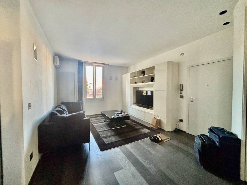appartamento in vendita a Bologna in zona San Vitale