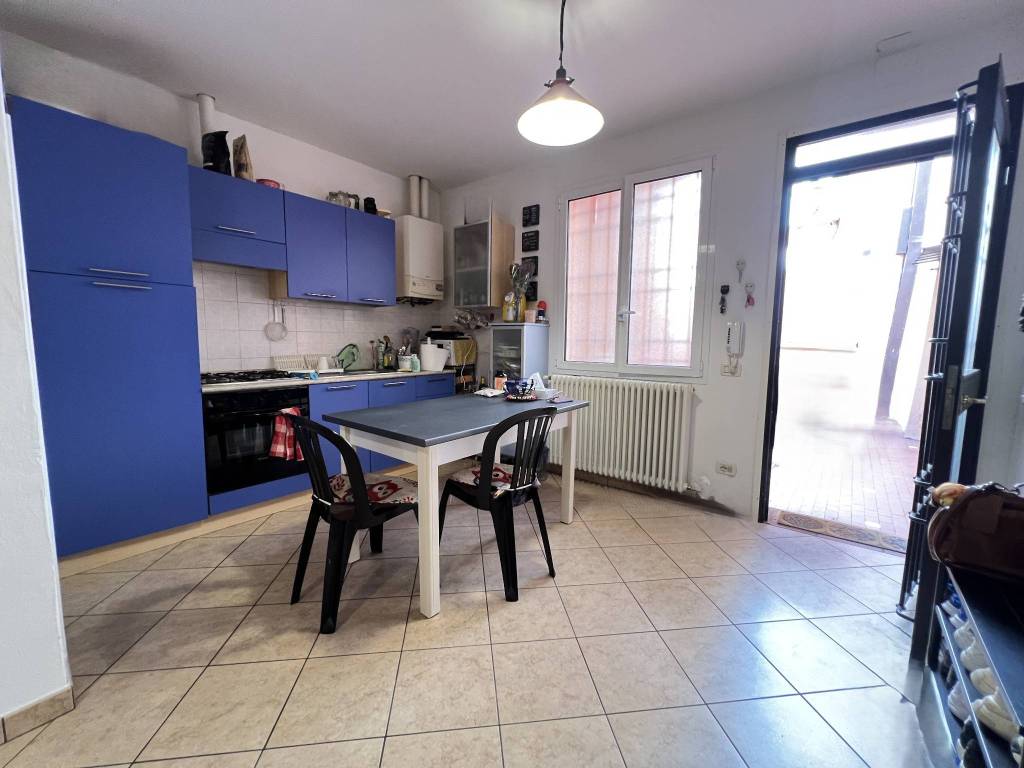 appartamento in vendita a Bologna in zona Centro Storico