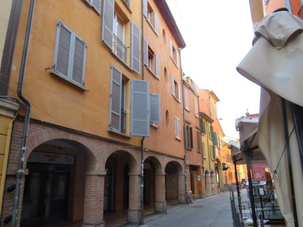 appartamento in vendita a Bologna
