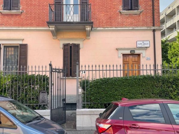 casa indipendente in vendita a Bologna in zona San Vitale