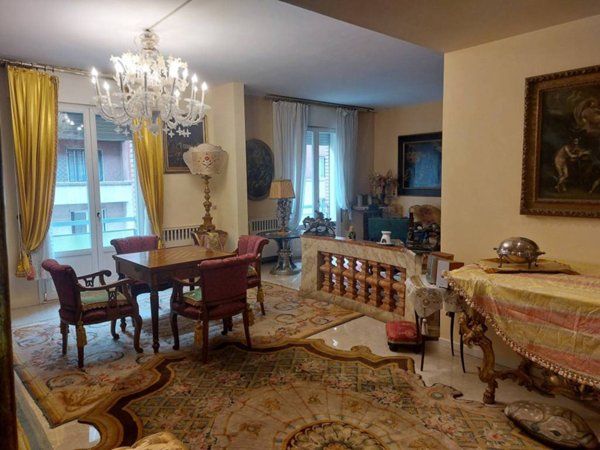 appartamento in vendita a Bologna in zona Quartiere Porto