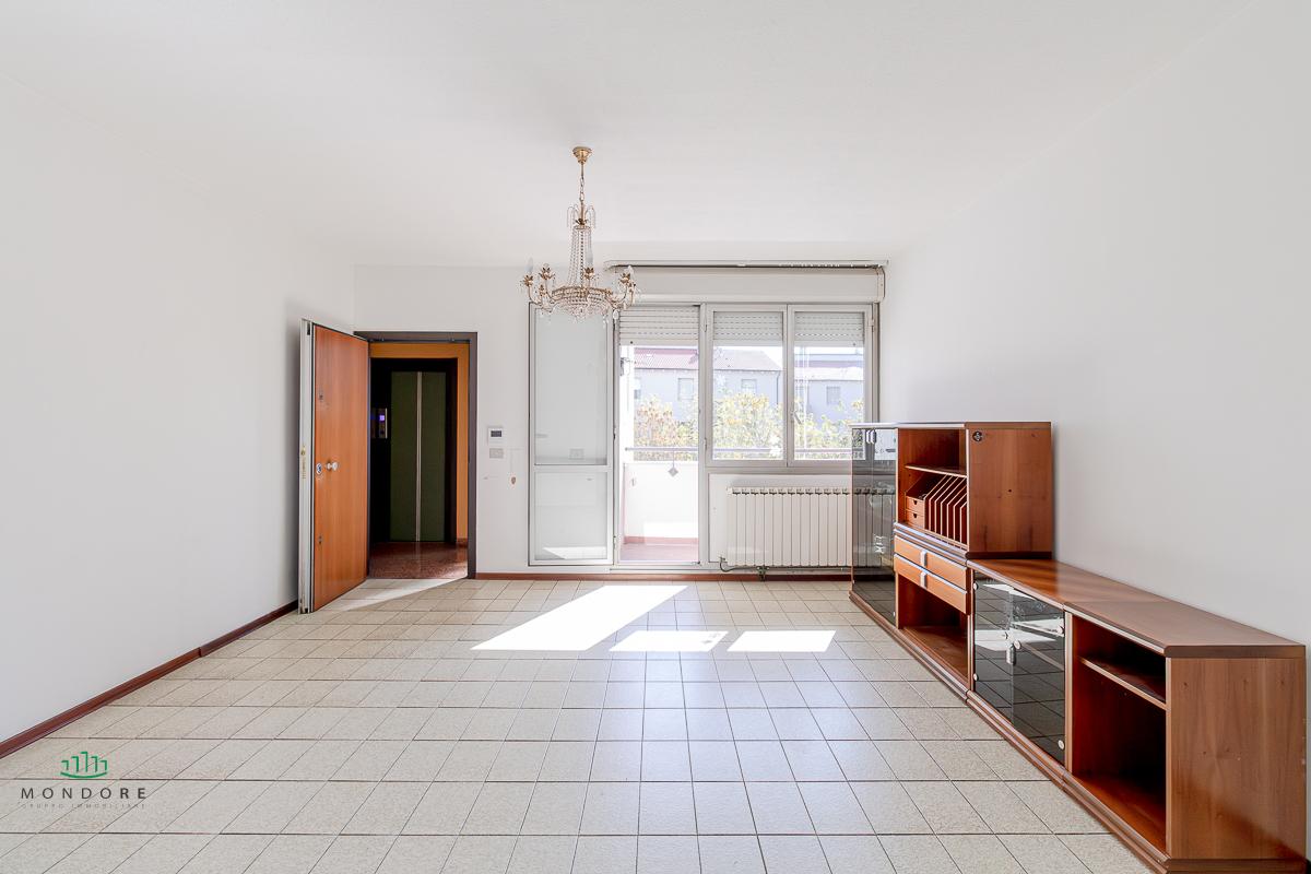 appartamento in vendita a Bologna in zona Savena