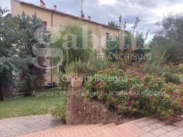 appartamento in vendita a Bologna in zona Saragozza