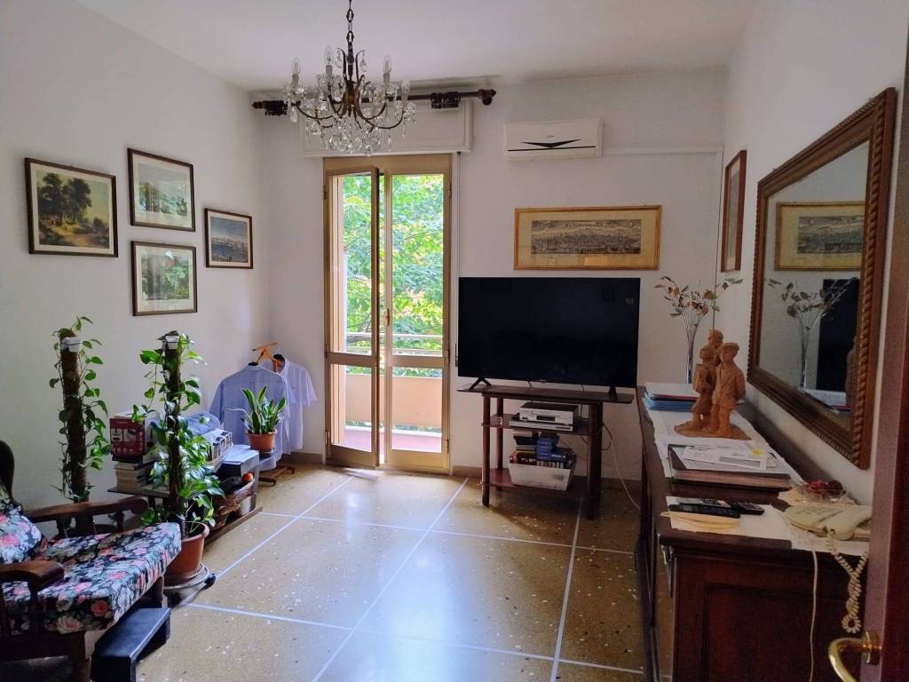 appartamento in vendita a Bologna in zona Saragozza