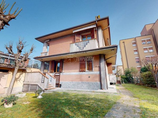 casa indipendente in vendita a Bologna in zona Aeroporto