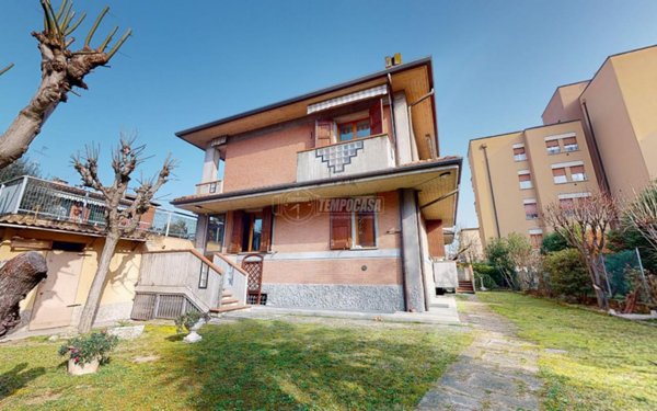 casa indipendente in vendita a Bologna in zona Borgo Panigale